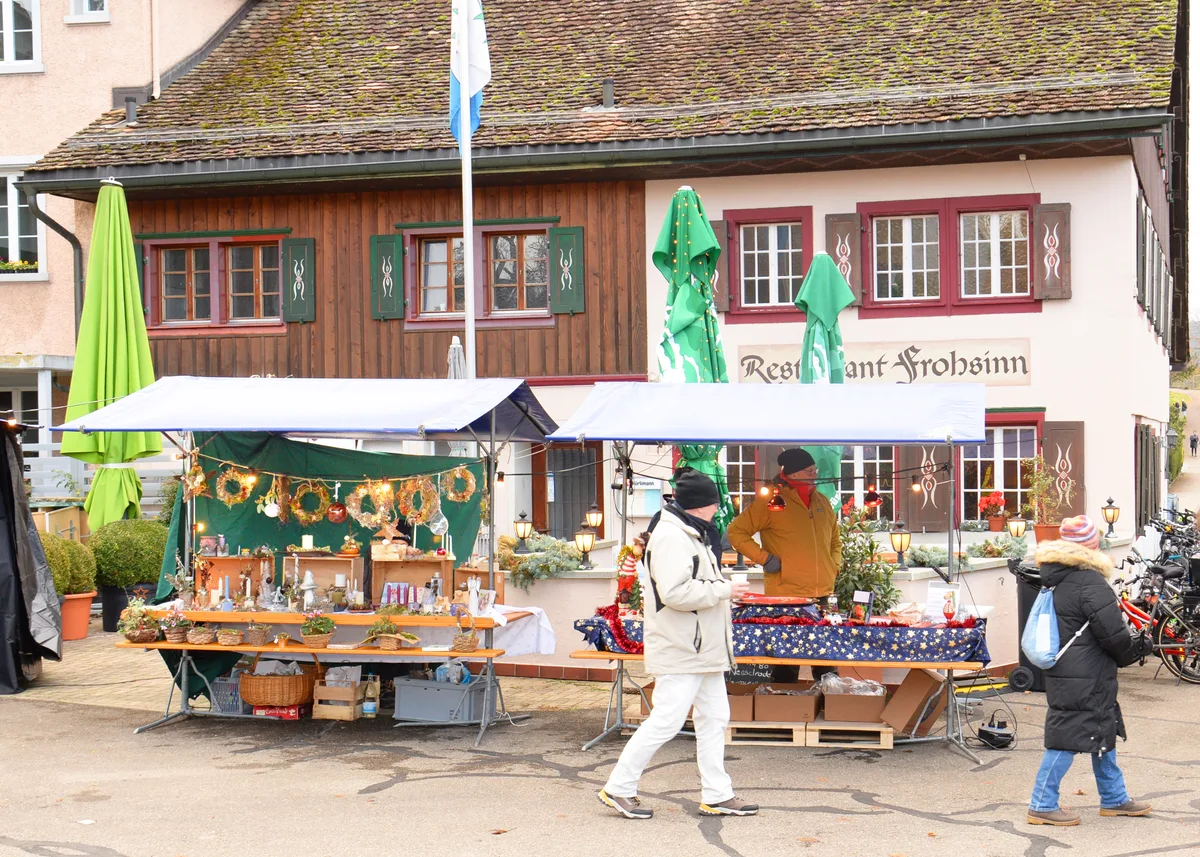 Impressionen vom Adventsmarkt im Gfenn. 